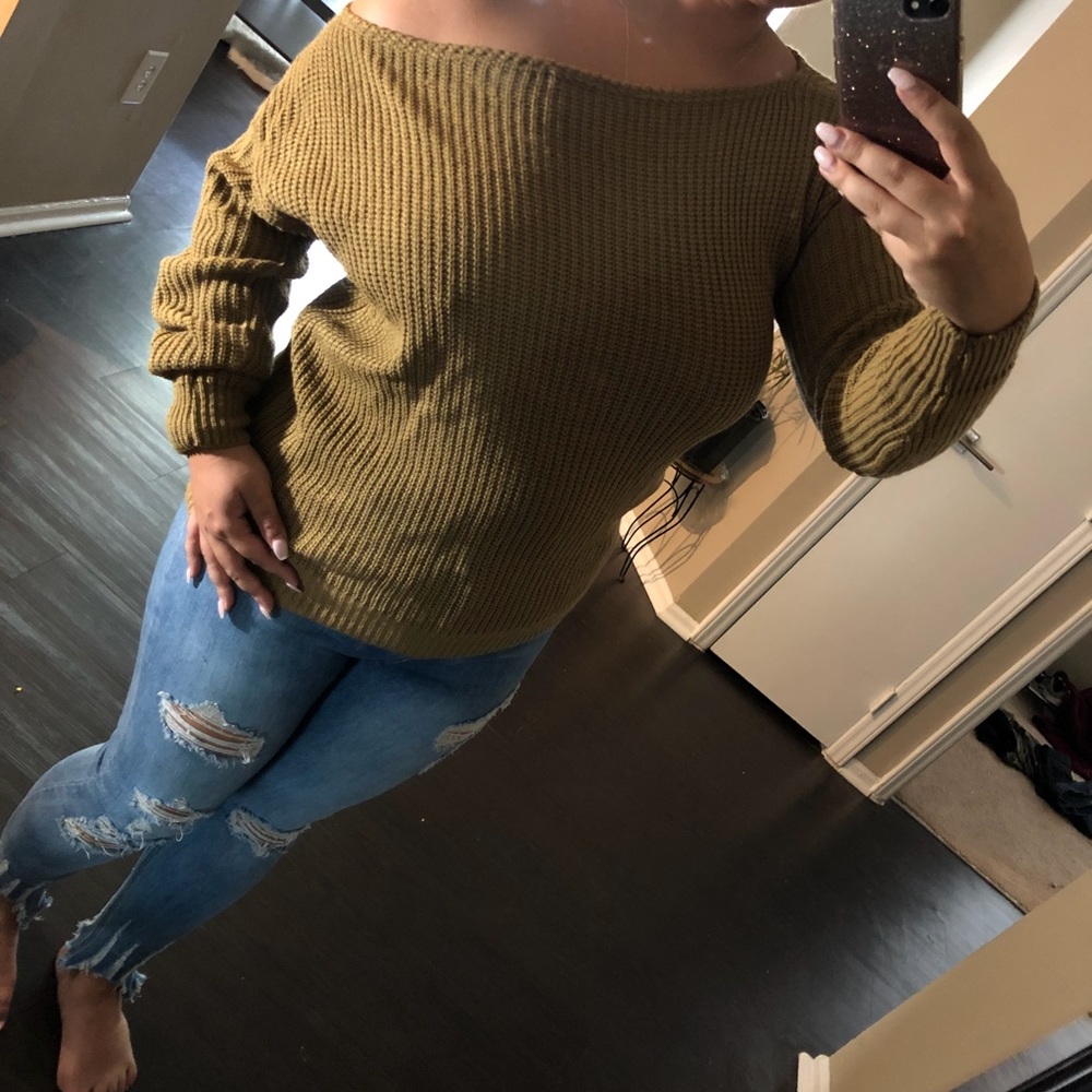 Brown off the shoulders long sleeve
